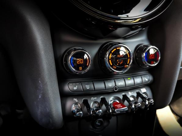Mini Countryman II Рестайлинг с пробегом 2022 года, цена 3 915 000 рублей, 48277 км, внедорожник, Автокод Объявления