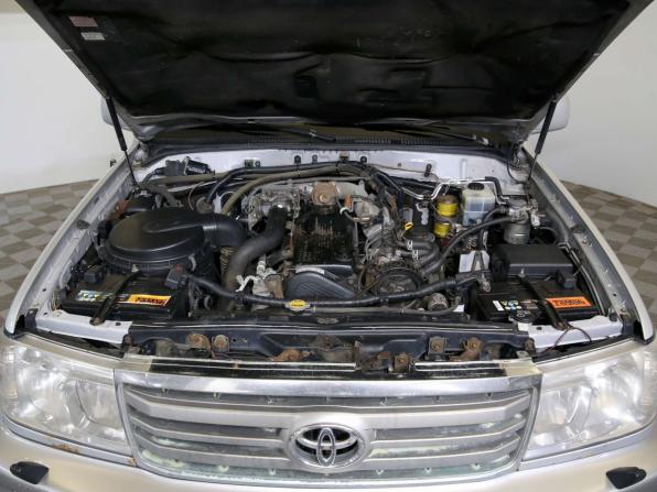 Toyota Land Cruiser 100 Series Рестайлинг 2 с пробегом 2006 года, цена 1 650 000 рублей, 470000 км, внедорожник, Автокод Объявления