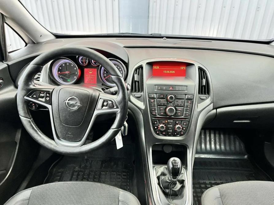 Opel Astra J Рестайлинг Альметьевск  - изображение 11