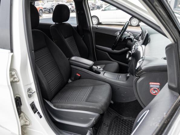 Mercedes-Benz B-Класс II (W246) с пробегом 2013 года, цена 955 000 рублей, 244085 км, хэтчбек, Автокод Объявления