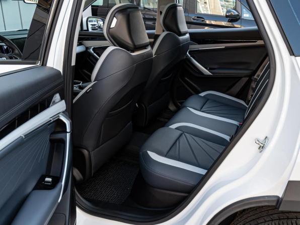 Geely Atlas II с пробегом 2024 года, цена 2 820 000 рублей, 37425 км, внедорожник, Автокод Объявления