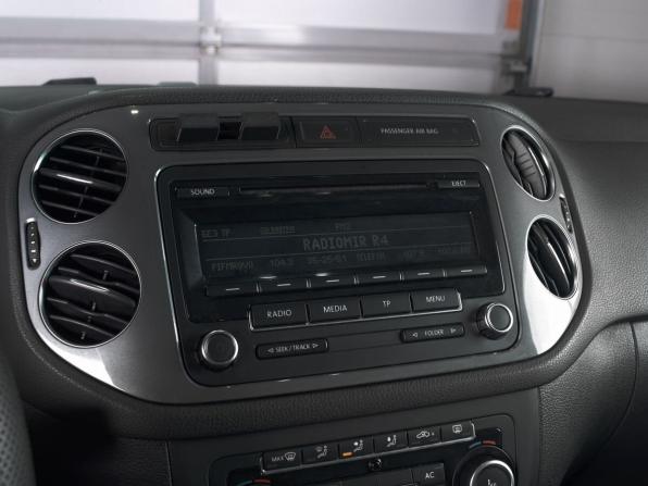 Volkswagen Tiguan I Рестайлинг с пробегом 2012 года, цена 1 434 995 рублей, 258941 км, внедорожник, Автокод Объявления
