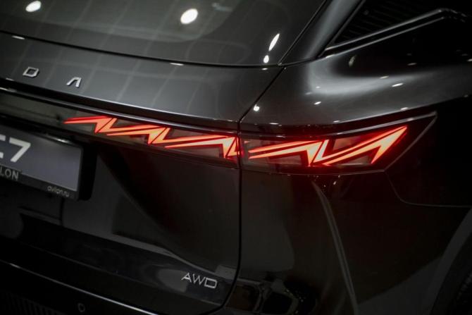 Новый Omoda C7 2026 года, цена 3 299 000 рублей, внедорожник, Автокод Объявления