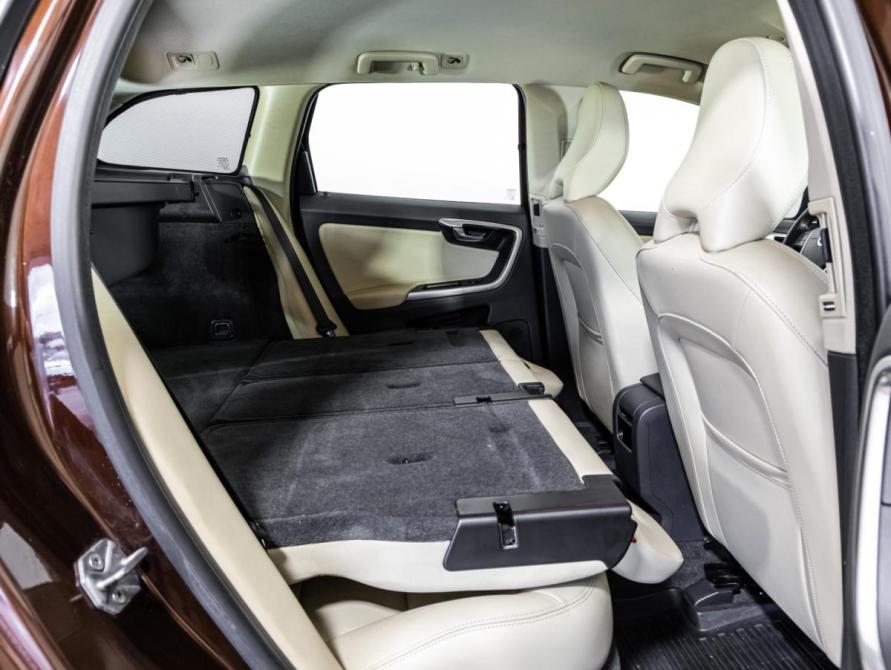 Volvo XC60 I Рестайлинг Санкт-Петербург  - изображение 26