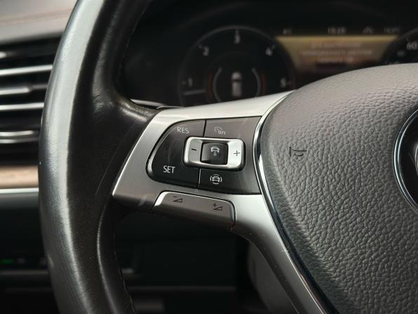 Volkswagen Touareg III с пробегом 2018 года, цена 4 439 000 рублей, 168344 км, внедорожник, Автокод Объявления