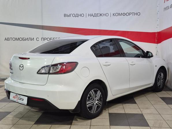 Mazda 3 II (BL) Рестайлинг с пробегом 2011 года, цена 790 000 рублей, 210368 км, седан, Автокод Объявления