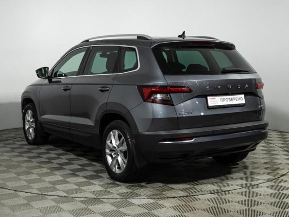 Skoda Karoq I с пробегом 2020 года, цена 2 529 700 рублей, 71608 км, внедорожник, Автокод Объявления
