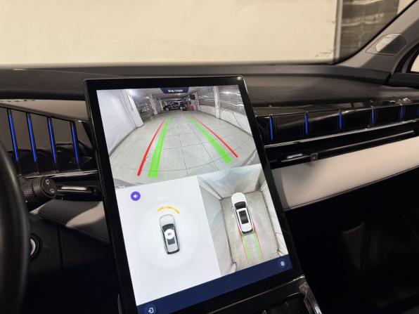 Geely Atlas II с пробегом 2024 года, цена 2 999 800 рублей, 43129 км, внедорожник, Автокод Объявления