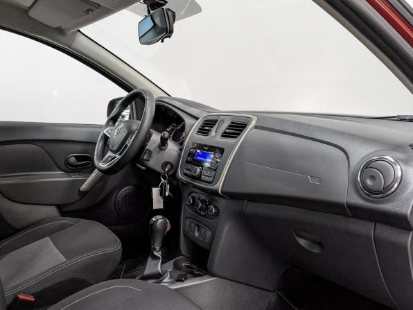 Renault Sandero II Рестайлинг с пробегом 2021 года, цена 1 590 000 рублей, 22038 км, хэтчбек, Автокод Объявления
