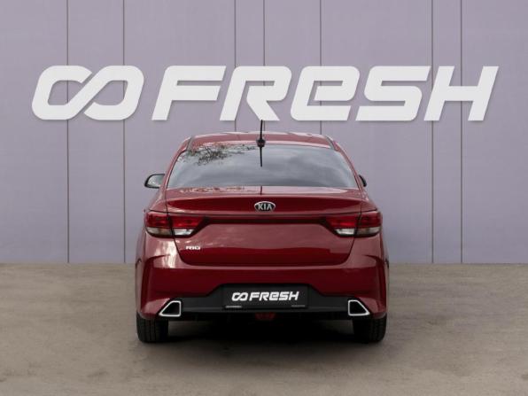 Kia Rio IV Рестайлинг с пробегом 2020 года, цена 1 629 000 рублей, 132037 км, седан, Автокод Объявления
