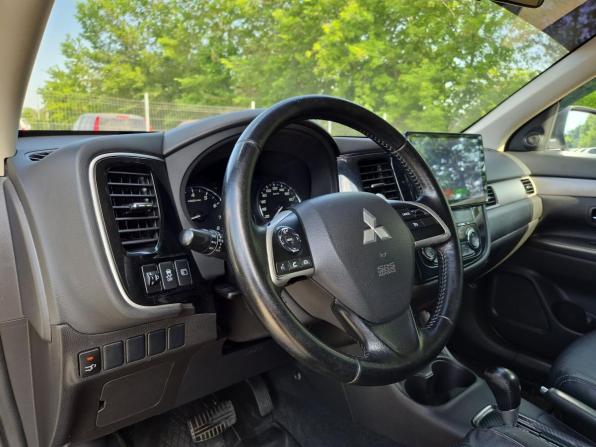 Mitsubishi Outlander III Рестайлинг с пробегом 2014 года, цена 1 550 000 рублей, 176655 км, внедорожник, Автокод Объявления