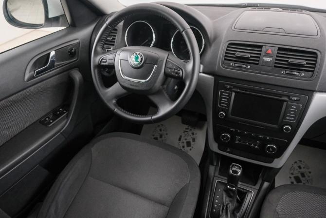 Skoda Yeti I с пробегом 2013 года, цена 909 000 рублей, 155000 км, внедорожник, Автокод Объявления