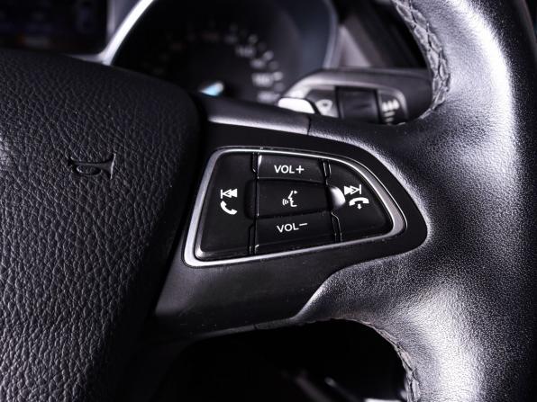 Ford Kuga II Рестайлинг с пробегом 2016 года, цена 1 750 000 рублей, 117000 км, внедорожник, Автокод Объявления
