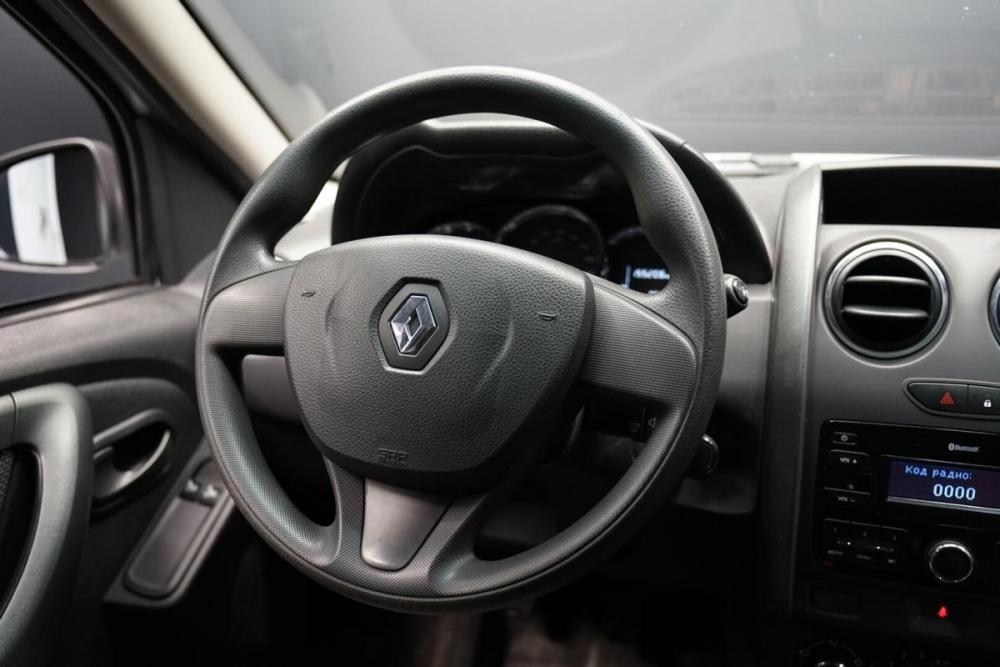 Renault Duster I Рестайлинг Крым  - изображение 11