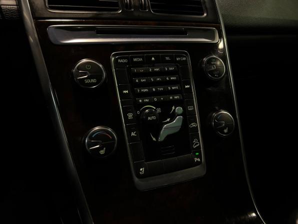 Volvo XC60 I с пробегом 2012 года, цена 1 000 000 рублей, 179581 км, внедорожник, Автокод Объявления
