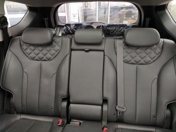 Hyundai Santa Fe IV Рестайлинг с пробегом 2023 года, цена 3 889 000 рублей, 78312 км, внедорожник, Автокод Объявления