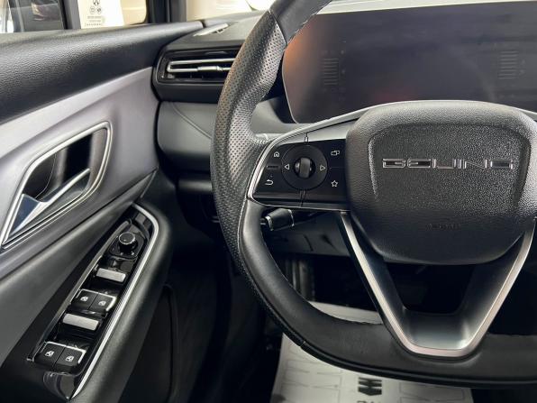 BAIC U5 Plus с пробегом 2023 года, цена 1 395 000 рублей, 53858 км, седан, Автокод Объявления