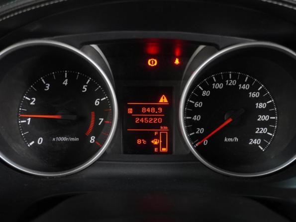 Mitsubishi Outlander II Рестайлинг с пробегом 2011 года, цена 999 000 рублей, 245220 км, внедорожник, Автокод Объявления