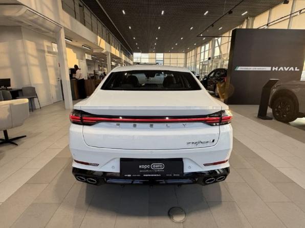 Geely Preface I с пробегом 2024 года, цена 2 767 500 рублей, 2221 км, седан, Автокод Объявления