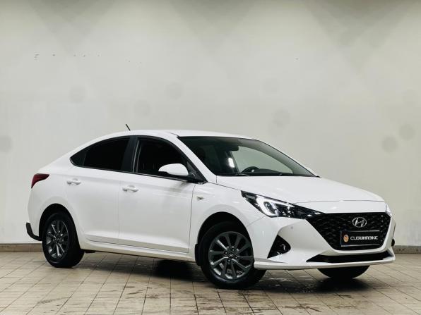Hyundai Solaris II Рестайлинг с пробегом 2021 года, цена 1 699 000 рублей, 74000 км, седан, Автокод Объявления