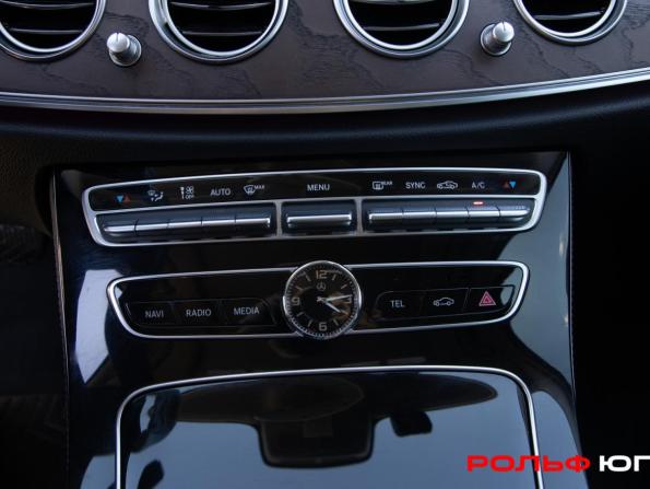 Mercedes-Benz E-Класс V (W213 S213 C238) Рестайлинг с пробегом 2020 года, цена 3 851 793 рубля, 114929 км, седан, Автокод Объявления