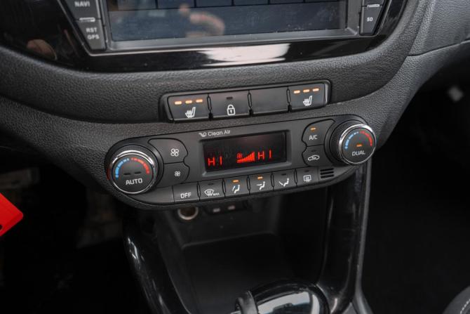 Kia Ceed II с пробегом 2015 года, цена 1 045 000 рублей, 193703 км, хэтчбек, Автокод Объявления