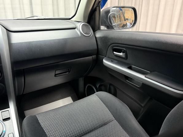 Suzuki Grand Vitara II с пробегом 2007 года, цена 1 049 000 рублей, 148655 км, внедорожник, Автокод Объявления