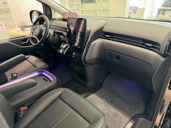 Новый Hyundai Staria I 2025 года, цена 10 060 000 рублей, минивэн, Автокод Объявления