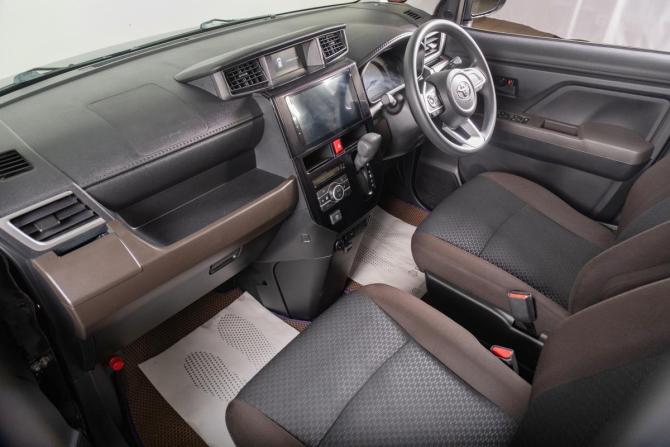 Toyota Roomy I Рестайлинг с пробегом 2021 года, цена 1 199 000 рублей, 79105 км, микровэн, Автокод Объявления