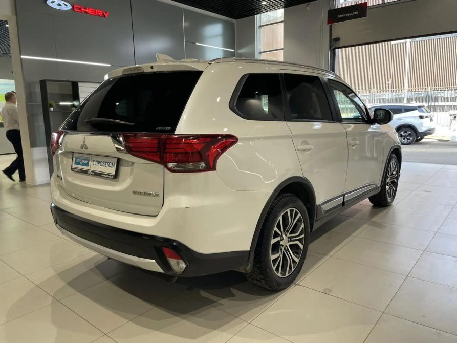 Mitsubishi Outlander III Рестайлинг 2 Москва  - изображение 4
