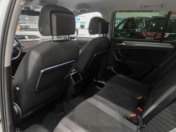 Volkswagen Tiguan II с пробегом 2018 года, цена 2 250 000 рублей, 167939 км, внедорожник, Автокод Объявления