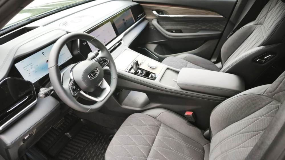 Geely Monjaro I Сыктывкар  - изображение 13
