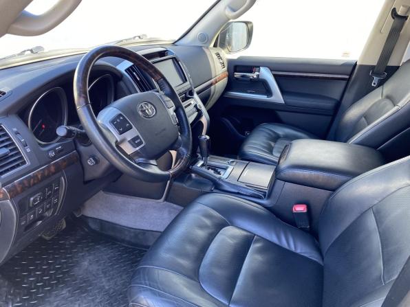 Toyota Land Cruiser 200 Series Рестайлинг 1 с пробегом 2014 года, цена 4 440 000 рублей, 157411 км, внедорожник, Автокод Объявления