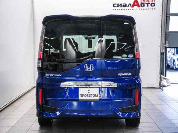 Honda Stepwgn V с пробегом 2016 года, цена 1 799 000 рублей, 122370 км, минивэн, Автокод Объявления