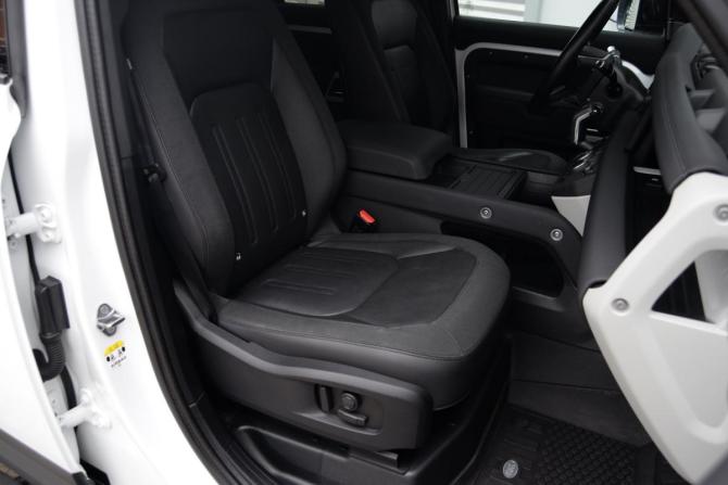 Land Rover Defender II с пробегом 2021 года, цена 4 795 000 рублей, 76123 км, внедорожник, Автокод Объявления