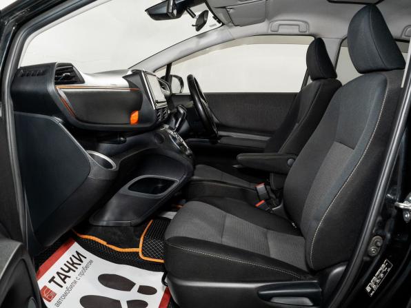 Toyota Sienta II Рестайлинг с пробегом 2021 года, цена 1 629 500 рублей, 62998 км, компактвэн, Автокод Объявления