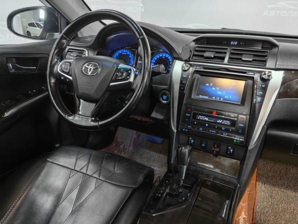 Toyota Camry VII (XV50) Рестайлинг с пробегом 2015 года, цена 1 650 000 рублей, 251915 км, седан, Автокод Объявления