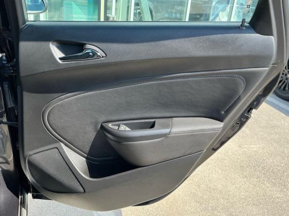 Opel Astra J Рестайлинг с пробегом 2012 года, цена 549 000 рублей, 247000 км, хэтчбек, Автокод Объявления