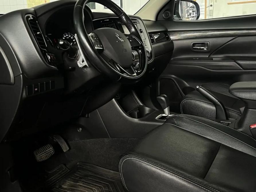 Mitsubishi Outlander III Рестайлинг 2 Волгоград  - изображение 9