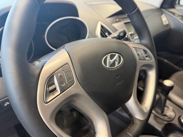 Hyundai ix35 I с пробегом 2012 года, цена 1 195 000 рублей, 147225 км, внедорожник, Автокод Объявления