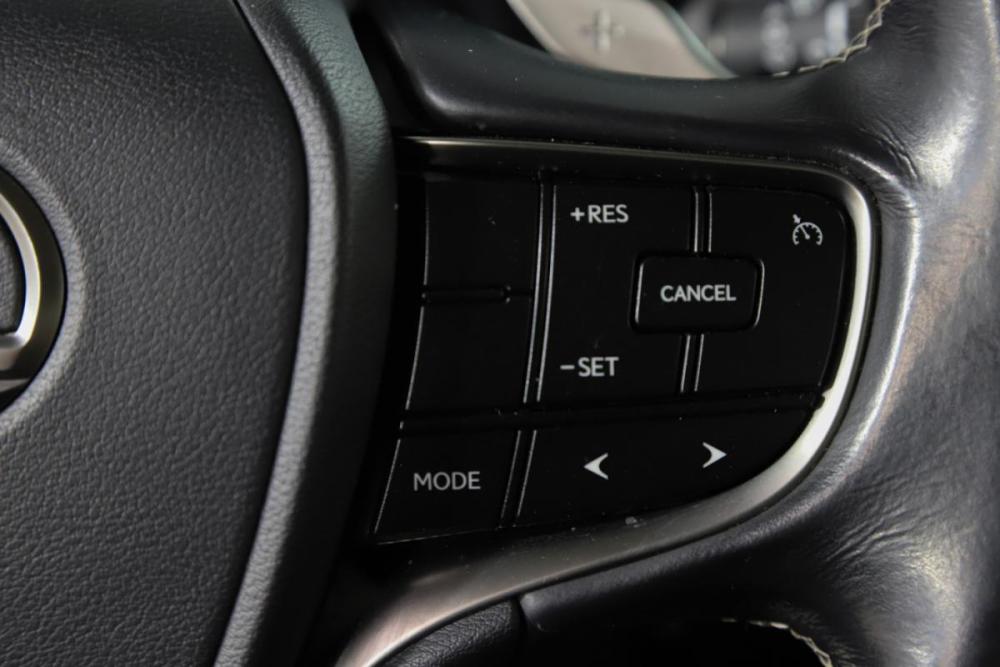 Lexus ES VII Москва  - изображение 24