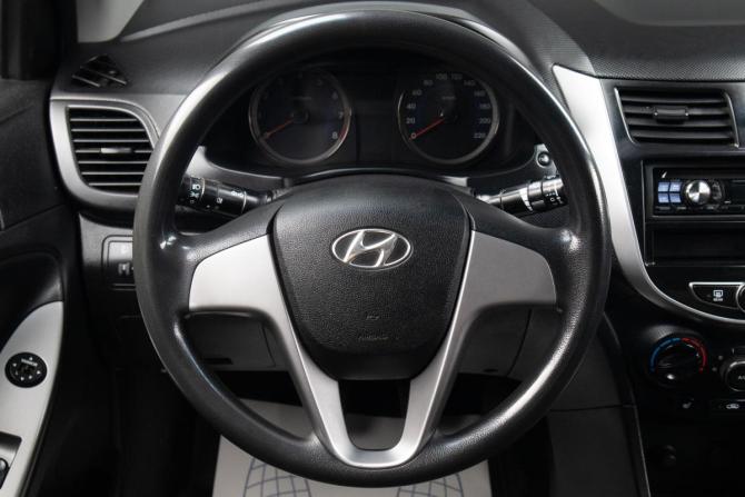 Hyundai Solaris I Рестайлинг с пробегом 2014 года, цена 749 000 рублей, 214021 км, седан, Автокод Объявления