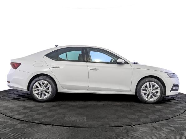 Skoda Octavia IV (A8) с пробегом 2020 года, цена 2 050 000 рублей, 108915 км, лифтбек, Автокод Объявления