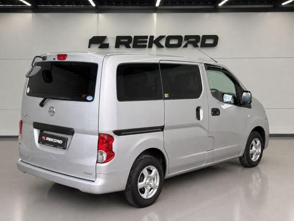 Nissan NV200 с пробегом 2018 года, цена 1 679 000 рублей, 115044 км, минивэн, Автокод Объявления