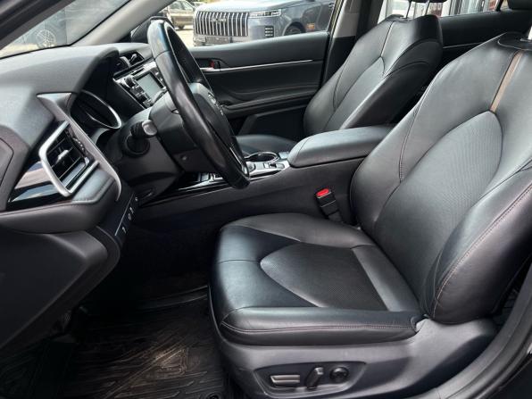 Toyota Camry VIII (XV70) с пробегом 2020 года, цена 2 649 000 рублей, 235303 км, седан, Автокод Объявления