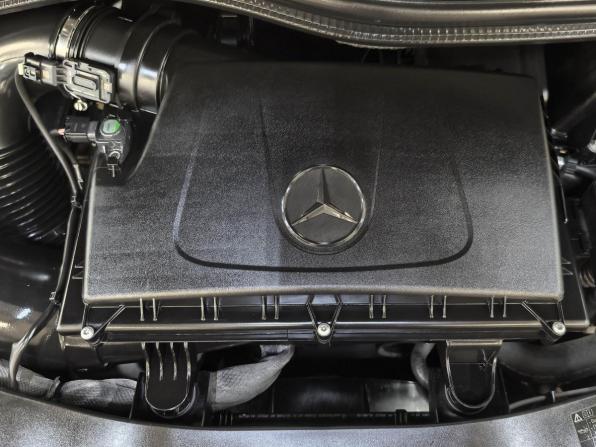 Mercedes-Benz V-Класс III (W447) Рестайлинг с пробегом 2019 года, цена 6 750 000 рублей, 39764 км, минивэн, Автокод Объявления