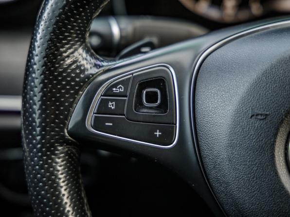 Mercedes-Benz E-Класс V (W213 S213 C238) с пробегом 2017 года, цена 2 528 000 рублей, 201945 км, седан, Автокод Объявления