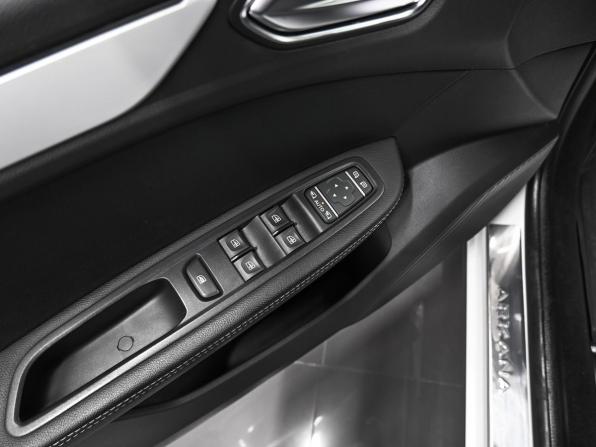 Renault Arkana I с пробегом 2021 года, цена 1 800 000 рублей, 78724 км, внедорожник, Автокод Объявления