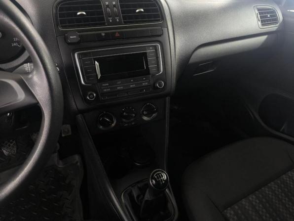 Volkswagen Polo V Рестайлинг с пробегом 2019 года, цена 1 045 110 рублей, 115710 км, седан, Автокод Объявления