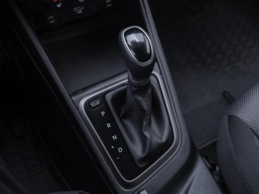 Hyundai Solaris II Санкт-Петербург  - изображение 17